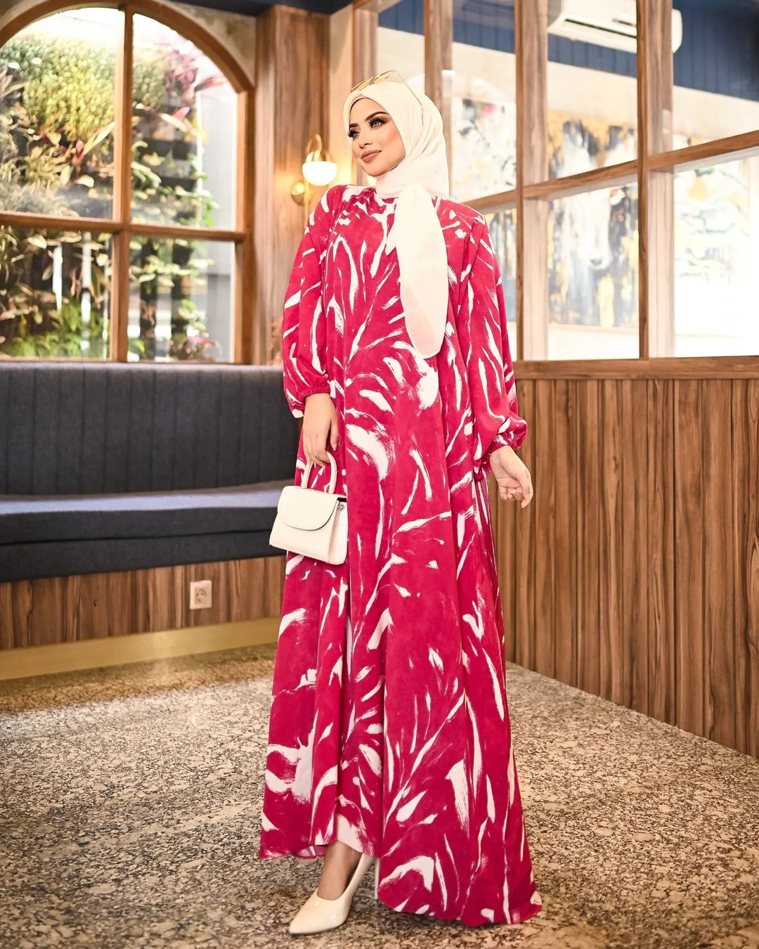 PINK ABAYA