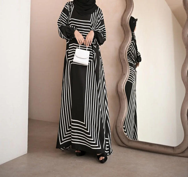 Black Line White Abaya NAC-006