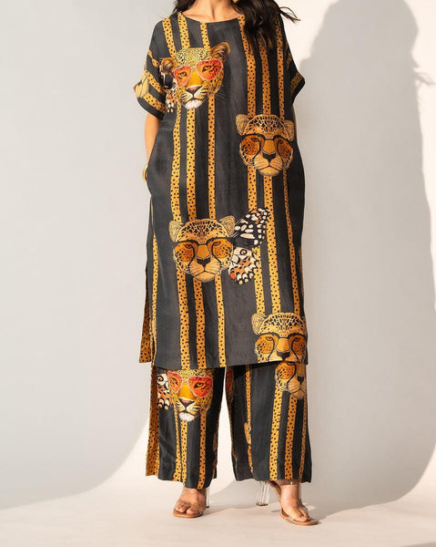 Orange Tiger Design  Printed Silk Batwing Sleeve Kurta