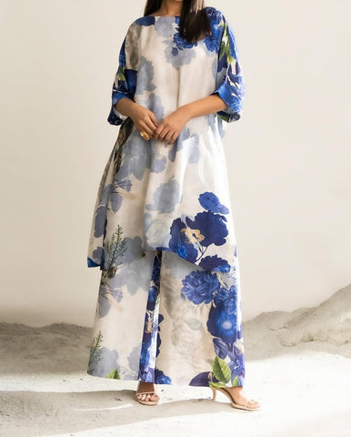 Blue Floral Garden Printed Silk Batwing Sleeve Kurta