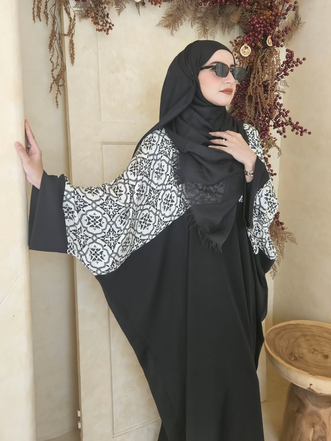 UNA ZEHAN Abaya
