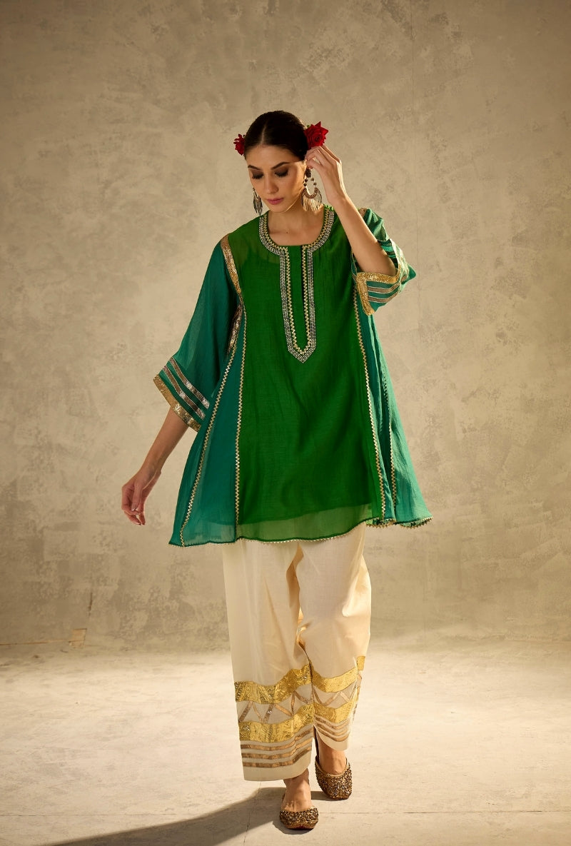 Kareena Kapoor Set Green
