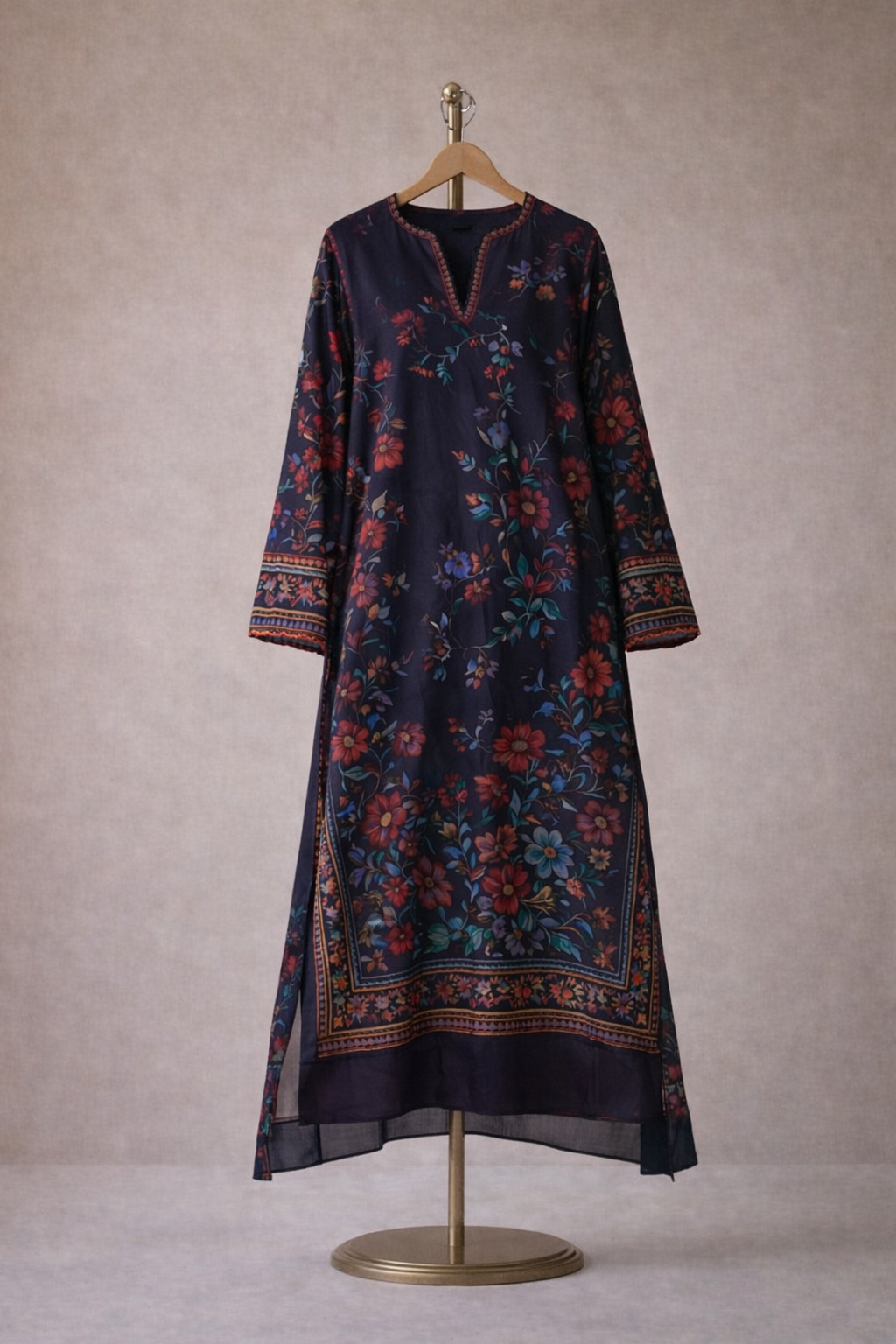 Black kaftan